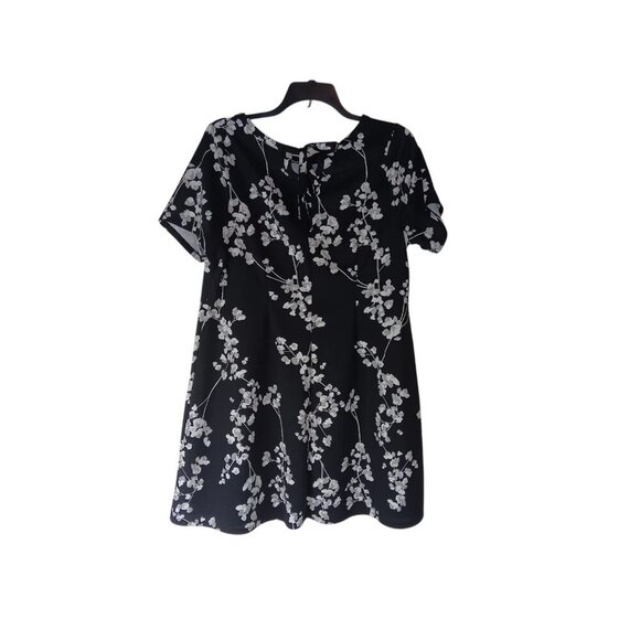 Lane Bryant Womens A-Line Dress Black Floral Stretch Short Sleeve Casual 18/20 - Picture 2 of 10